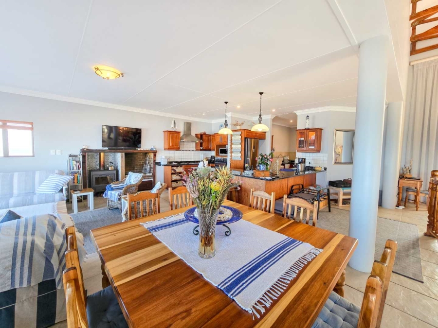 4 Bedroom Property for Sale in Jongensfontein Western Cape